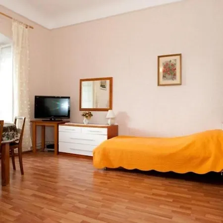 Διαμέρισμα Iveta - Triple With Private External Bathroom Ντουμπρόβνικ